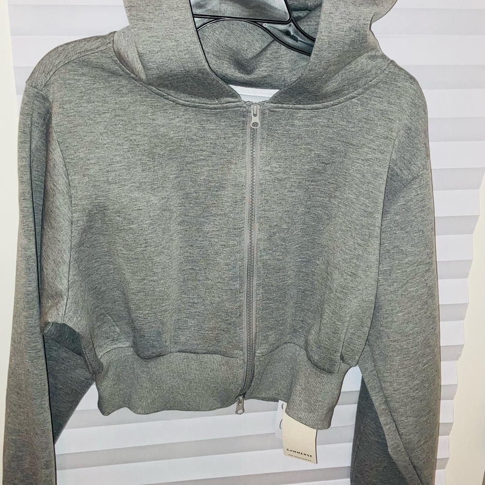 Commense crop hoodie